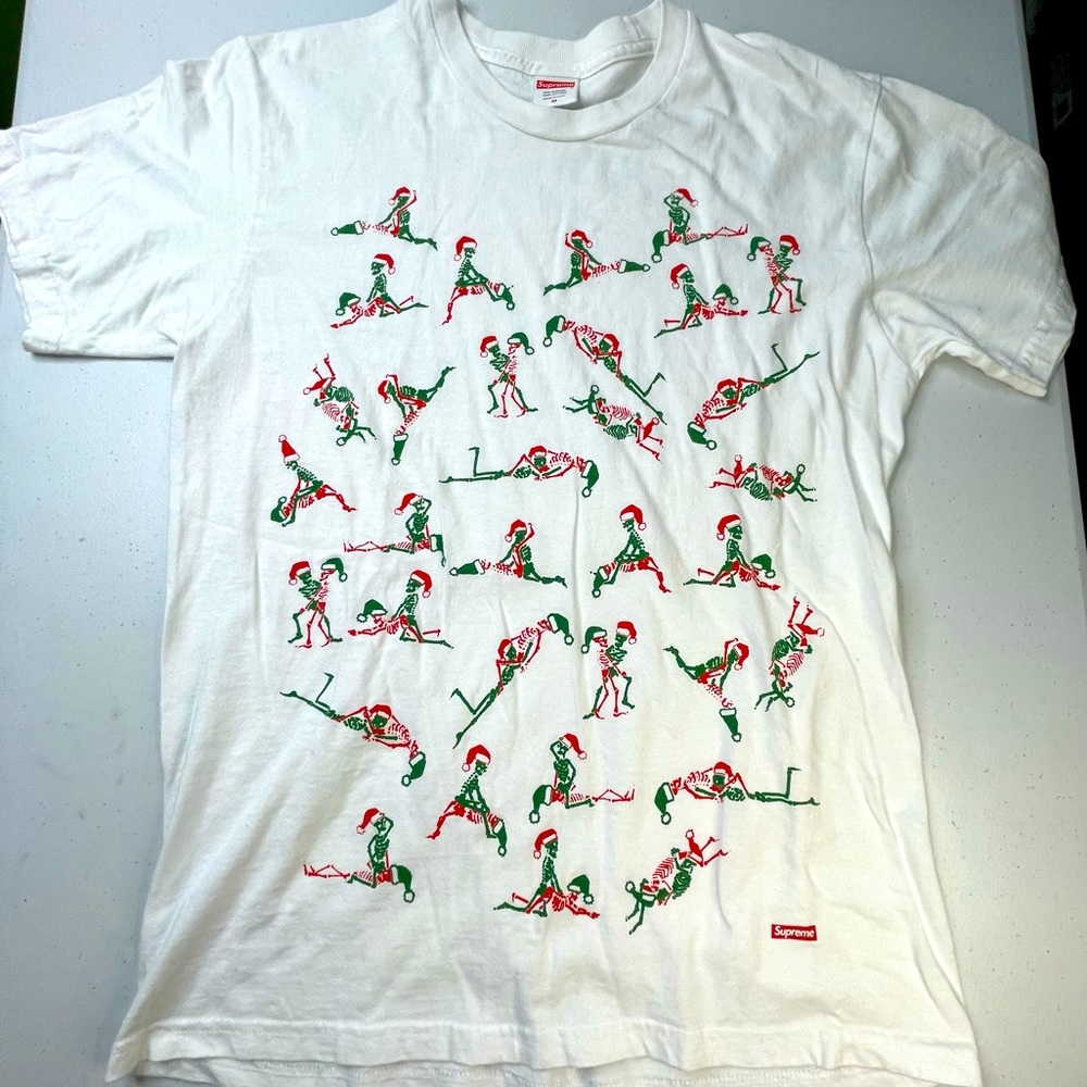 Supreme Christmas 2017 Limited White Graphic Tee Shirt Mens Medium Size